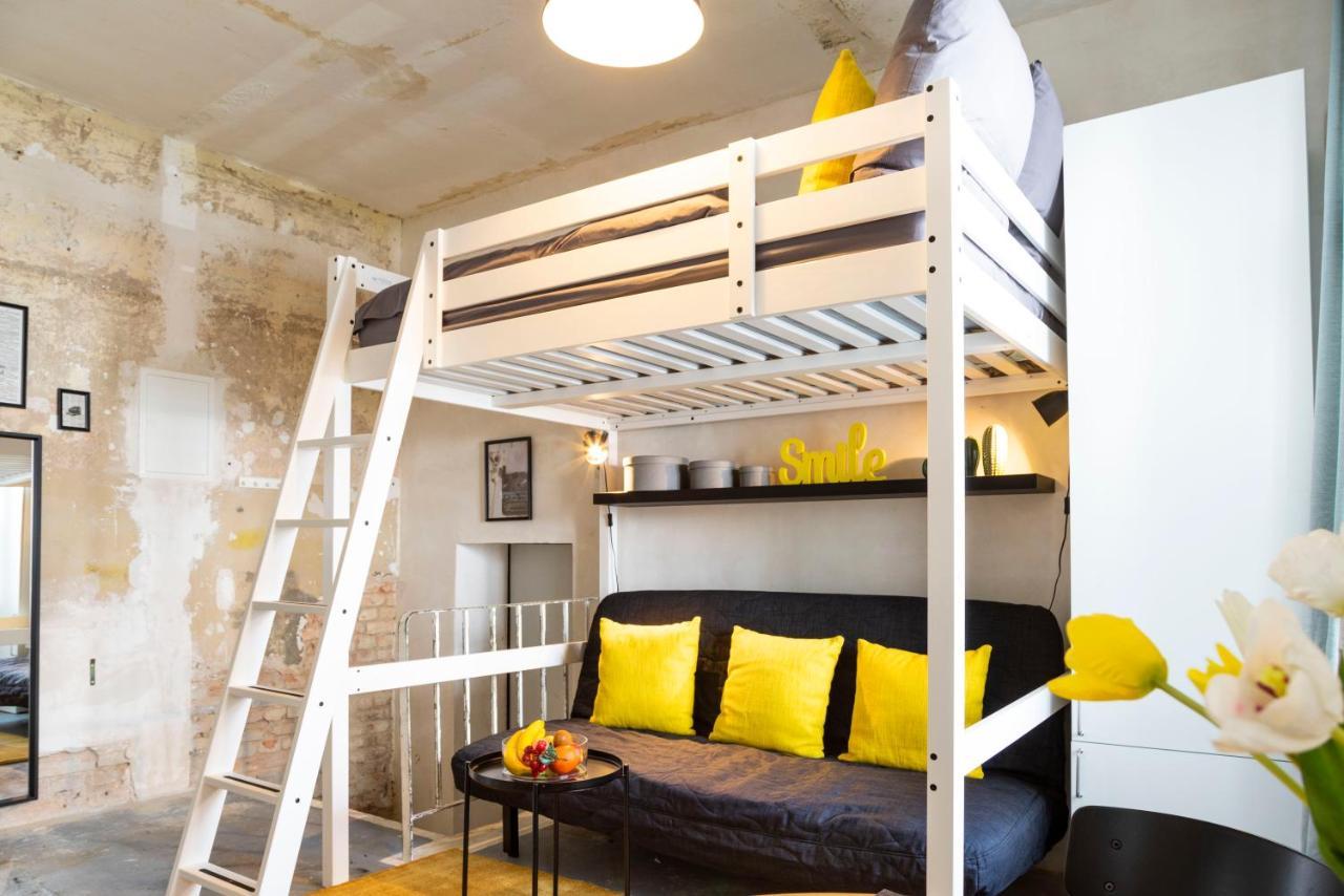 Shabby Chic Apartment +Freshly Furnished +Self Check-In Berlin Exterior photo